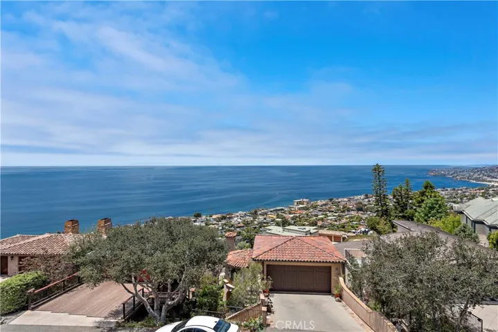 2340 Crestview Drive, Laguna Beach, California 92651