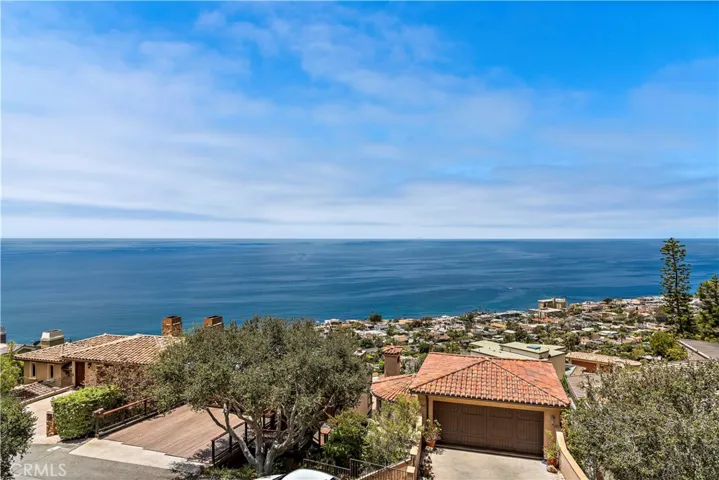 2340 Crestview Drive, Laguna Beach, California 92651