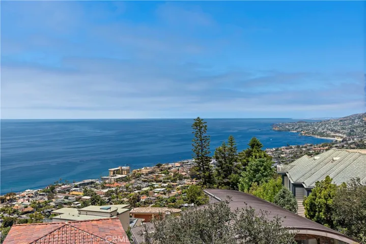 2340 Crestview Drive, Laguna Beach, California 92651