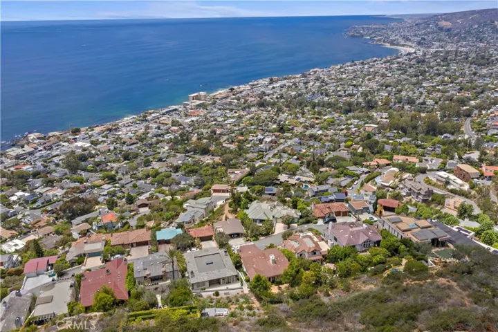 2340 Crestview Drive, Laguna Beach, California 92651