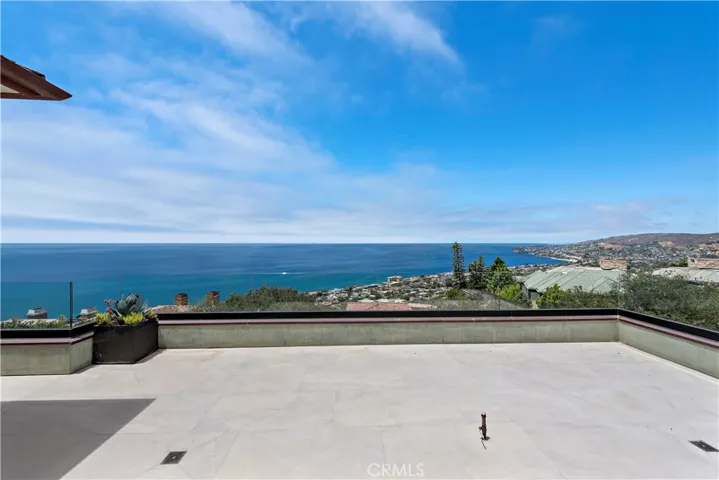 2340 Crestview Drive, Laguna Beach, California 92651