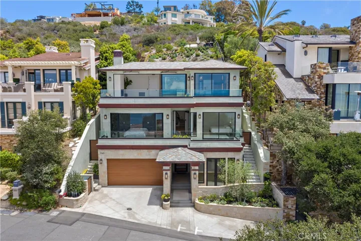 2340 Crestview Drive, Laguna Beach, California 92651