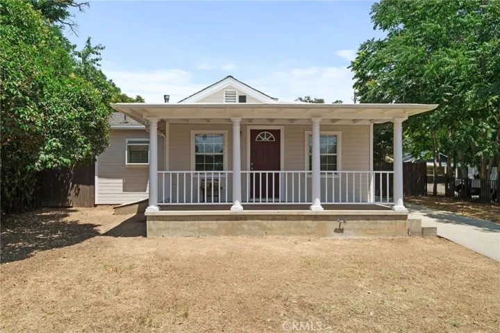 832 Elm Avenue, Beaumont, California 92223