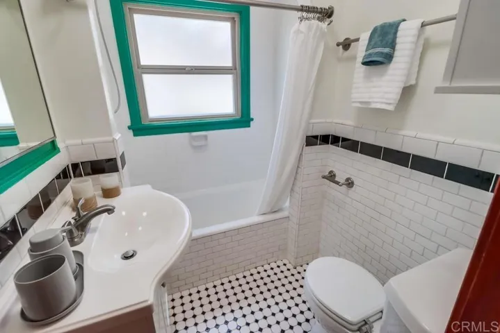 2864 Palm Street, San Diego, California 92104