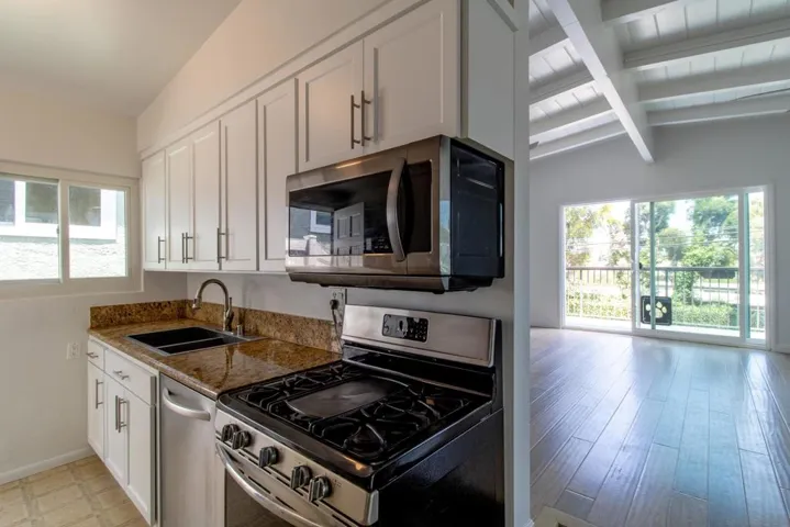 1729 Axenty Way, Redondo Beach, California 90278