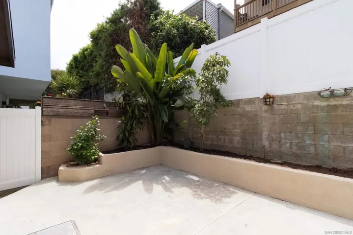 1729 Axenty Way, Redondo Beach, California 90278