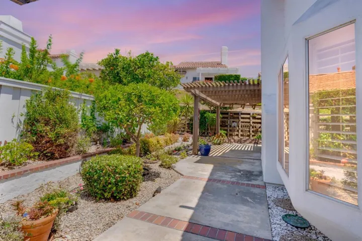 4926 Delos Way, Oceanside, California 92056
