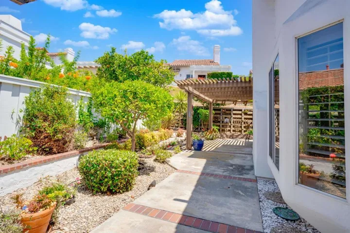 4926 Delos Way, Oceanside, California 92056