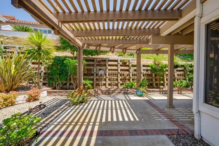 4926 Delos Way, Oceanside, California 92056