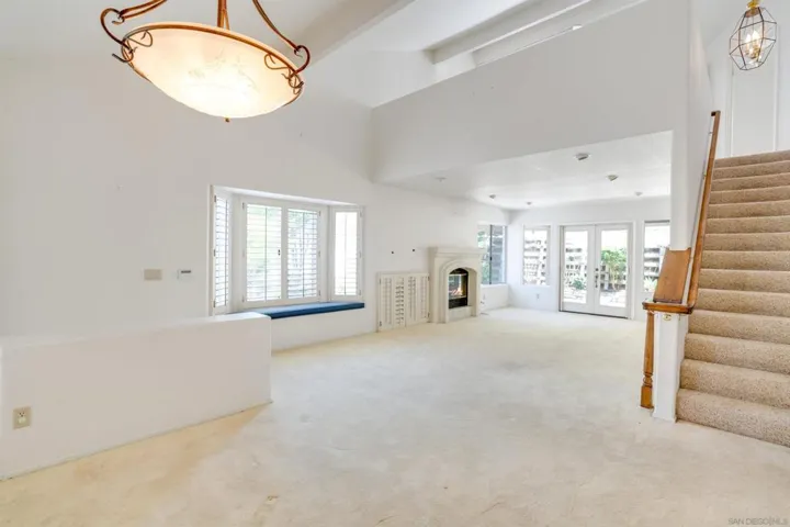 4926 Delos Way, Oceanside, California 92056