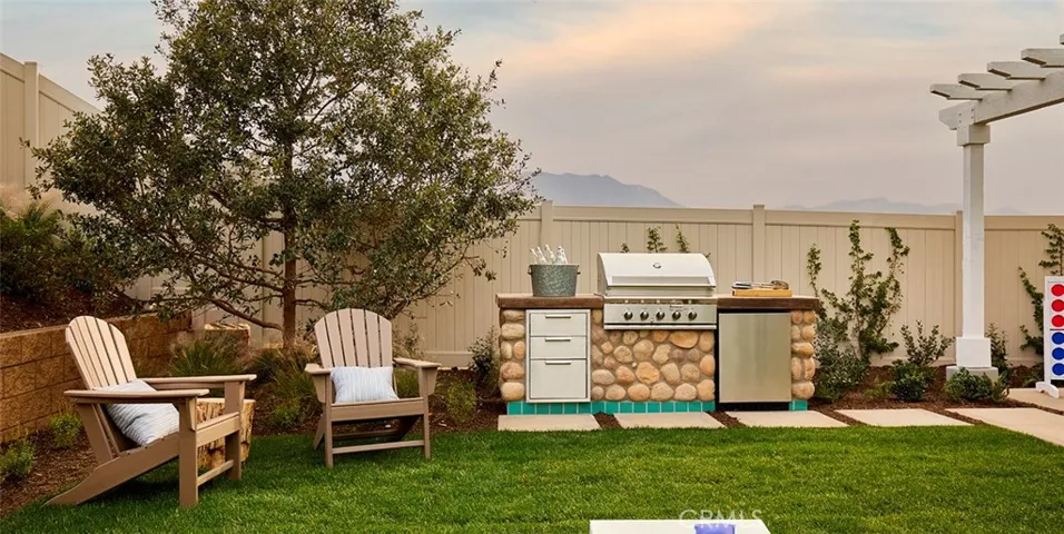 11393 Pinon, Yucaipa, California 92399