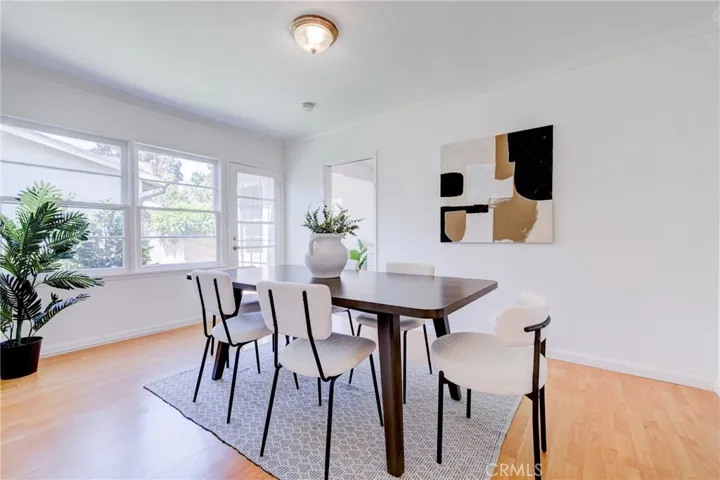 4245 E 14th Street, Long Beach, California 90804