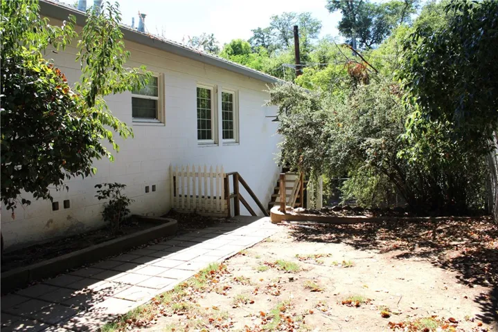27 Riverview Terrace, Oroville, California 95965