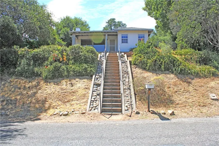 27 Riverview Terrace, Oroville, California 95965