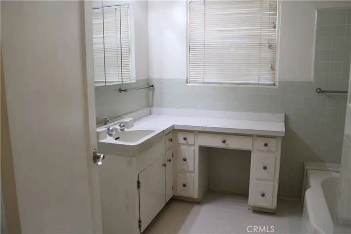27 Riverview Terrace, Oroville, California 95965