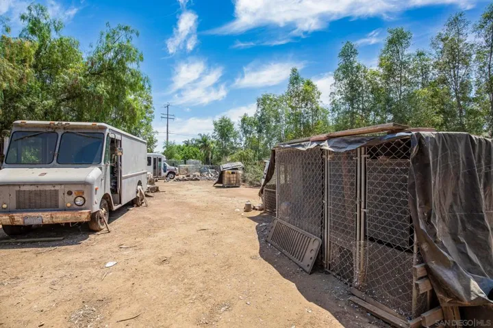 709 Hanson Ln, Ramona, California 92065