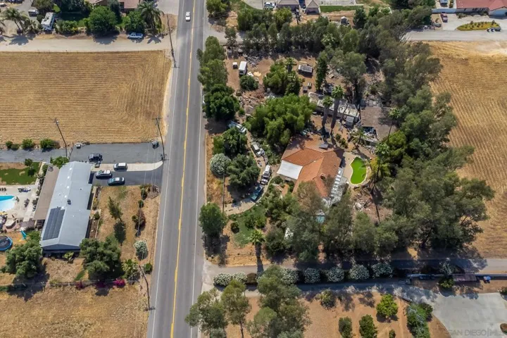 709 Hanson Ln, Ramona, California 92065