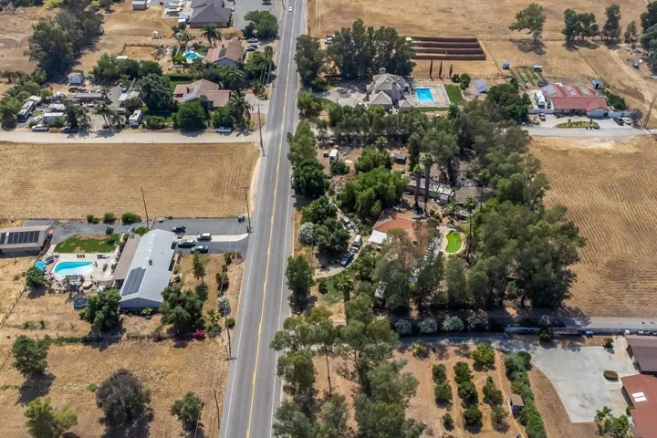 709 Hanson Ln, Ramona, California 92065