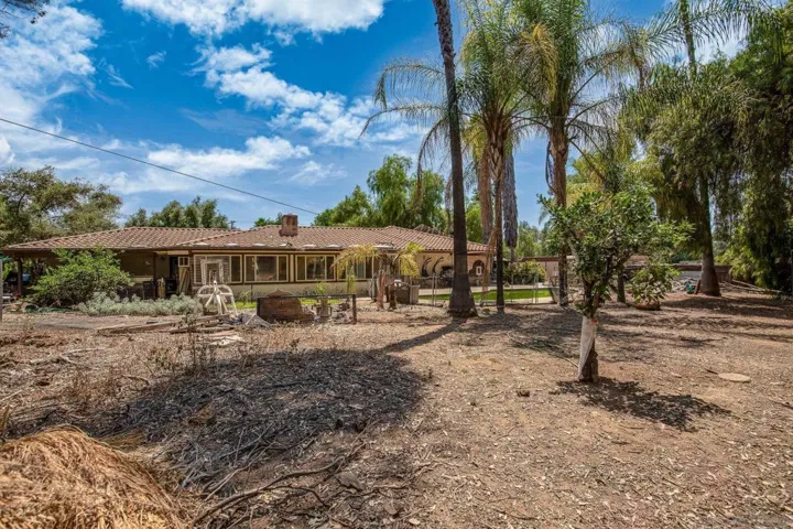 709 Hanson Ln, Ramona, California 92065