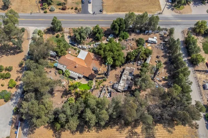 709 Hanson Ln, Ramona, California 92065
