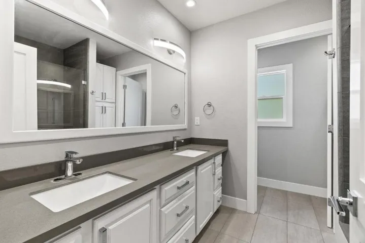 11685 Foothill Avenue, Gilroy, California 95020