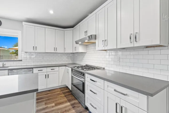 11685 Foothill Avenue, Gilroy, California 95020
