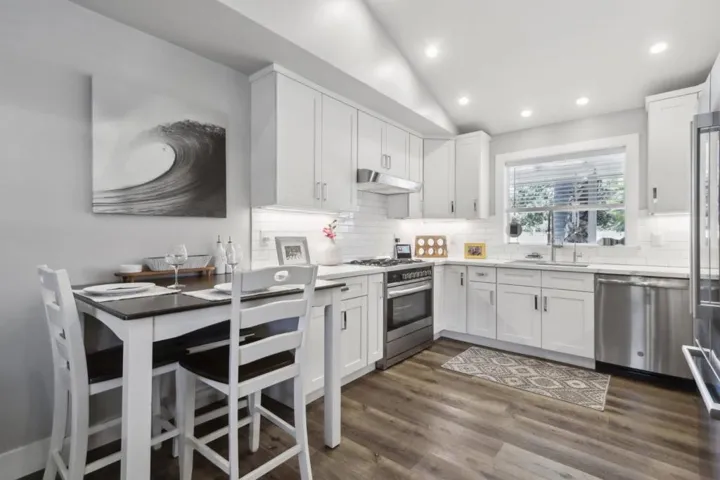 11685 Foothill Avenue, Gilroy, California 95020