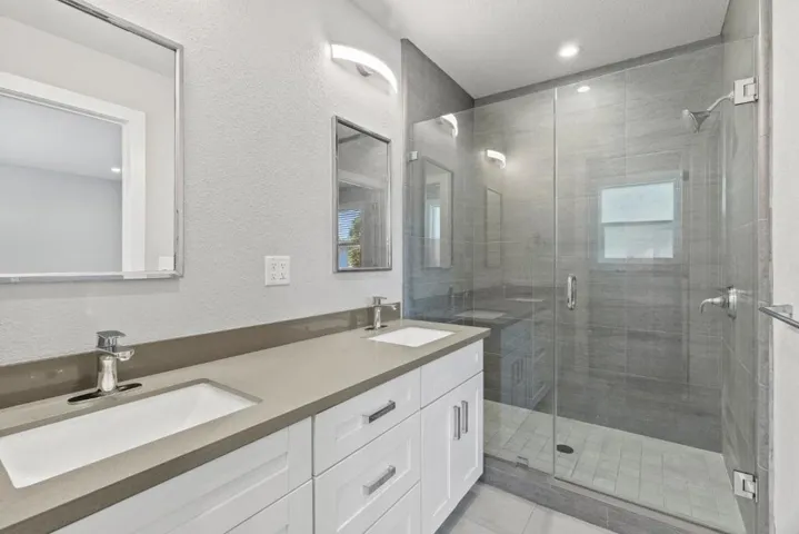 11685 Foothill Avenue, Gilroy, California 95020