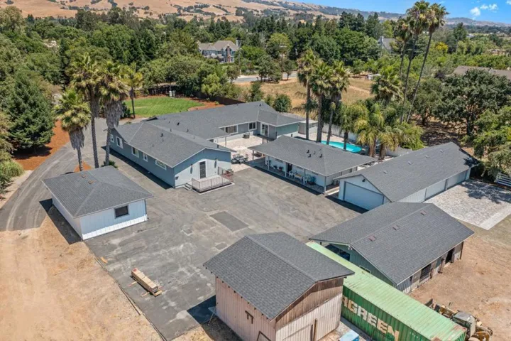 11685 Foothill Avenue, Gilroy, California 95020