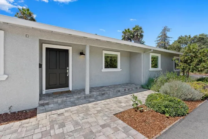 11685 Foothill Avenue, Gilroy, California 95020