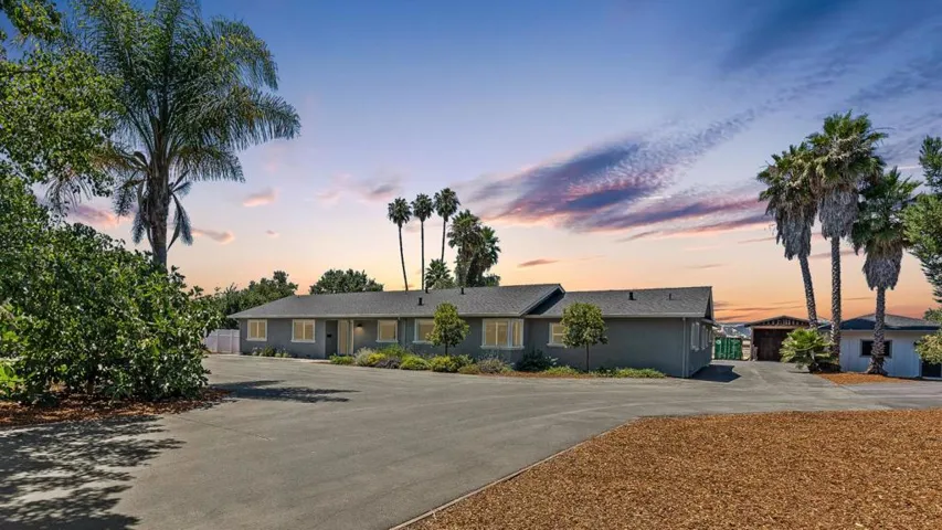 11685 Foothill Avenue, Gilroy, California 95020