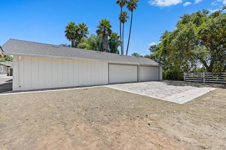 11685 Foothill Avenue, Gilroy, California 95020