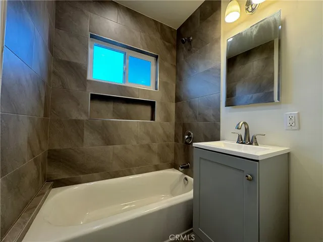 7745 Laurel Canyon Boulevard 19, North Hollywood, California 91605