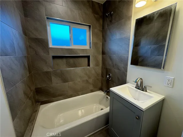 7745 Laurel Canyon Boulevard 19, North Hollywood, California 91605