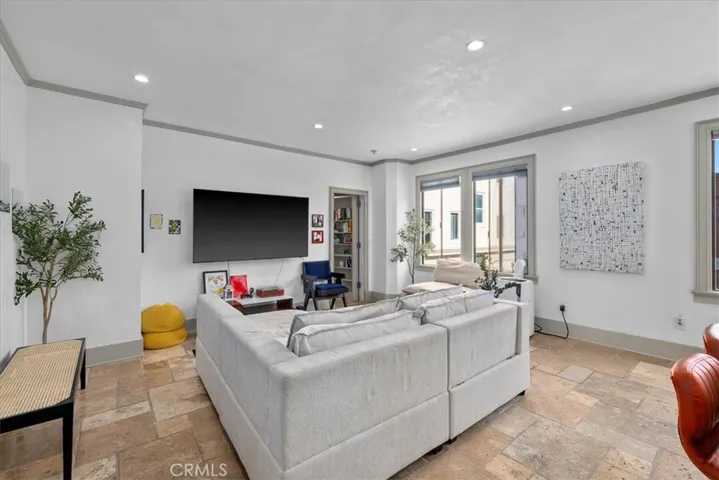 315 W 3rd Street 301, Long Beach, California 90802
