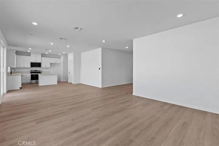 873 Ancona Lane, Lake Elsinore, California 92530