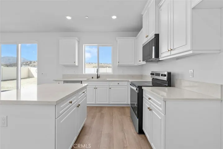873 Ancona Lane, Lake Elsinore, California 92530