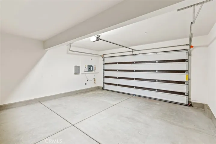 873 Ancona Lane, Lake Elsinore, California 92530