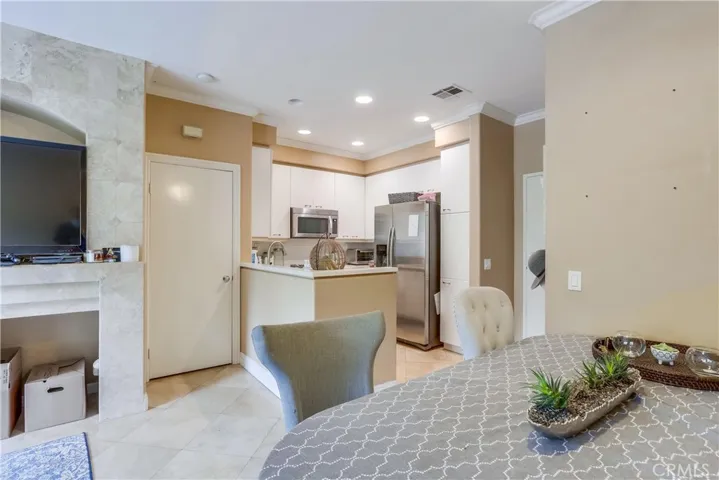 19525 Arezzo Street, Lake Forest, California 92679