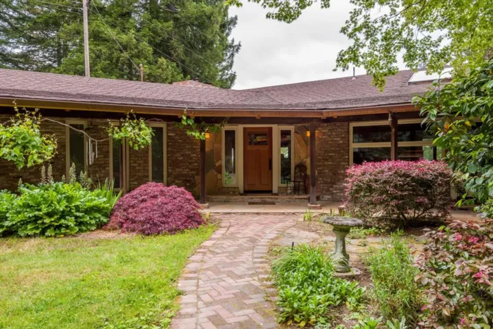 1585 La Honda Road, Woodside, California 94062