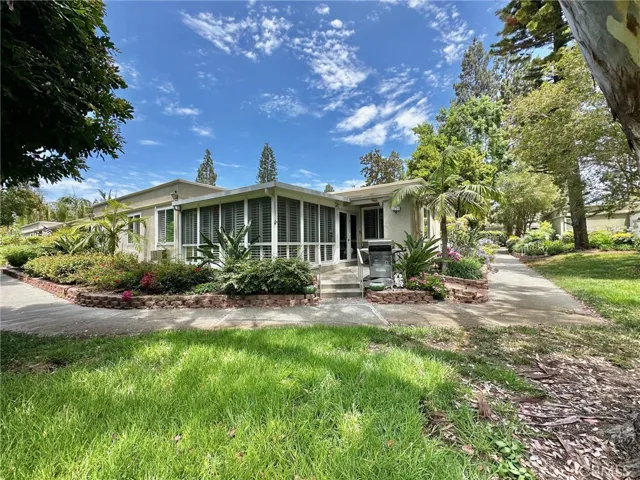Best Loccation in Laguna Woods