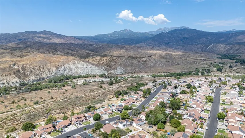 44210 Galicia Drive, Hemet, California 92544