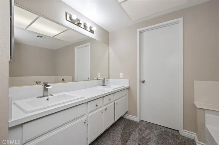 44210 Galicia Drive, Hemet, California 92544