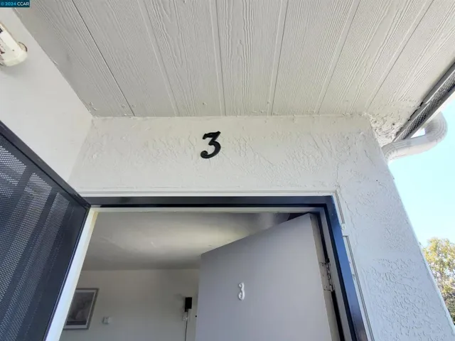 2552 109th Ave, Oakland, California 94603