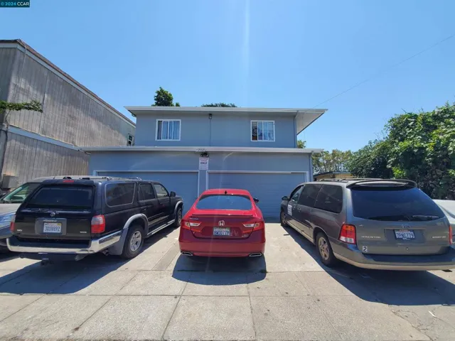 2552 109th Ave, Oakland, California 94603