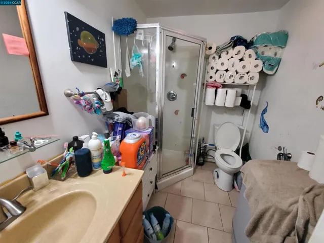 2552 109th Ave, Oakland, California 94603