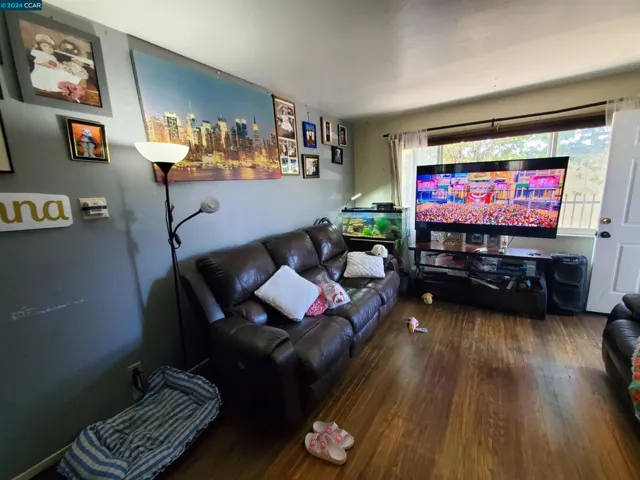2552 109th Ave, Oakland, California 94603