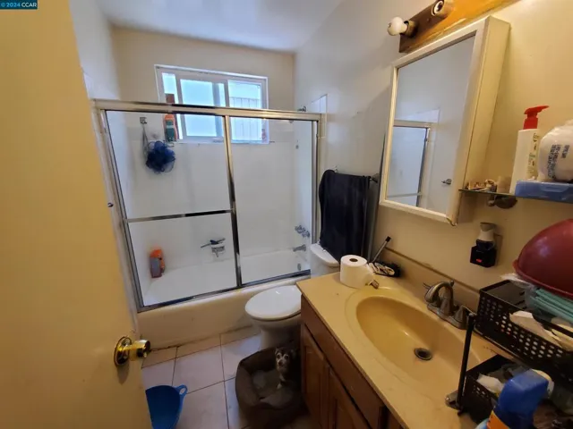 2552 109th Ave, Oakland, California 94603