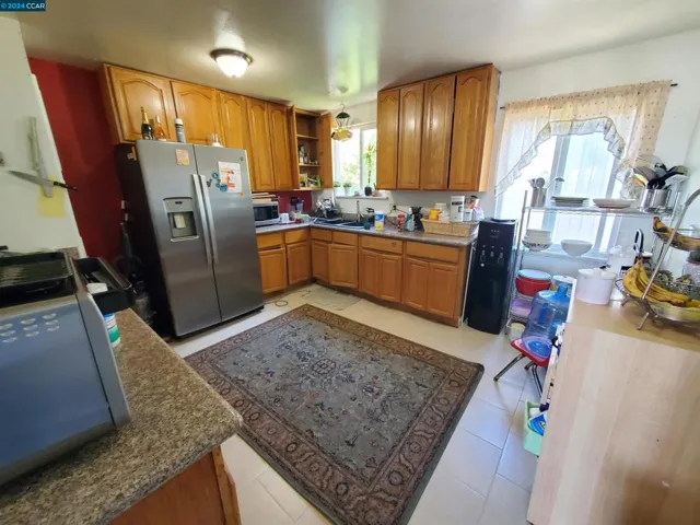 2552 109th Ave, Oakland, California 94603