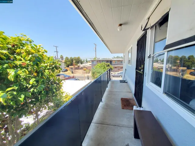 2552 109th Ave, Oakland, California 94603
